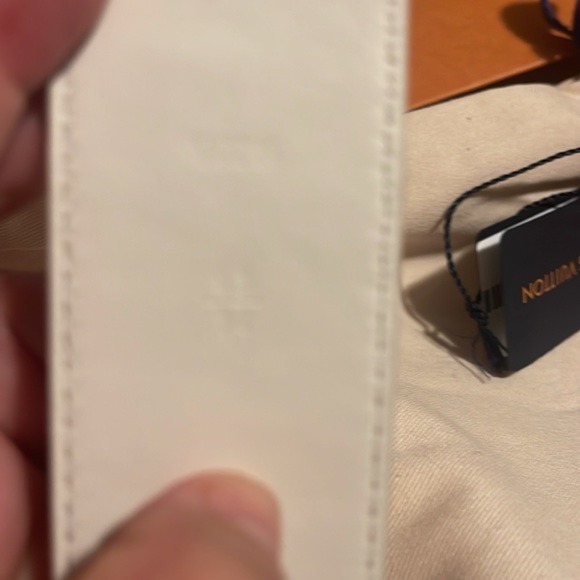 LOUIS VUITTON PRISM MONOGRAM BELT - Picture 8 of 8